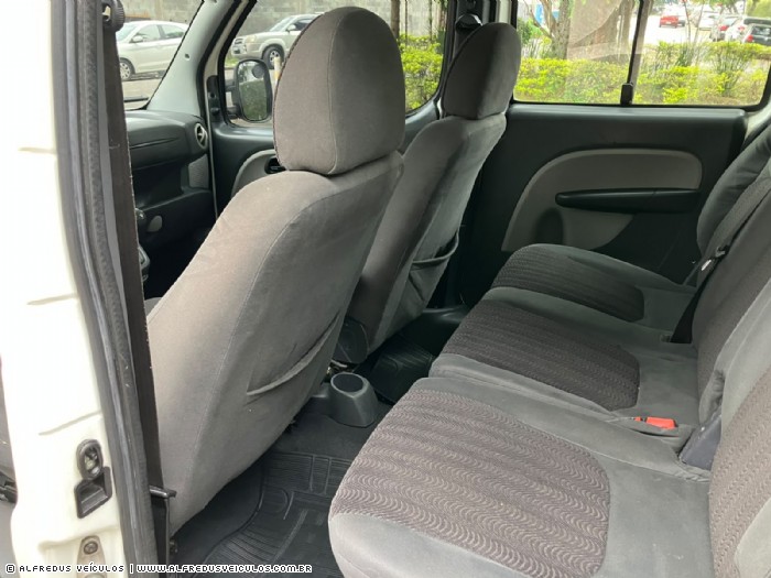 Fiat DOBLO ESSENCE 1.8 TETO ALTO 2012/2013